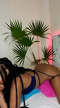 Snapshot of C-yoyo chatting on January 2025 06:49:02 AM C-yoyo online show from January 2025 06:49:02 AM