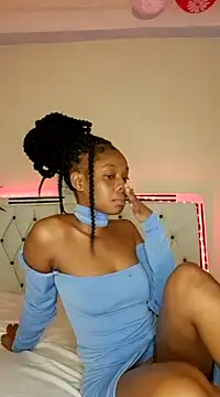 Snapshot of C-yoyo chatting on January 2025 12:39:02 PM C-yoyo online show from January 2025 12:39:02 PM