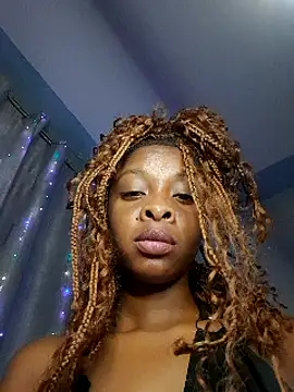 Snapshot of C-yoyo chatting on February 2025 03:56:02 AM C-yoyo online show from February 2025 03:56:02 AM