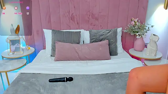 AlishaBel online show from October 2025 05:30:01 AM