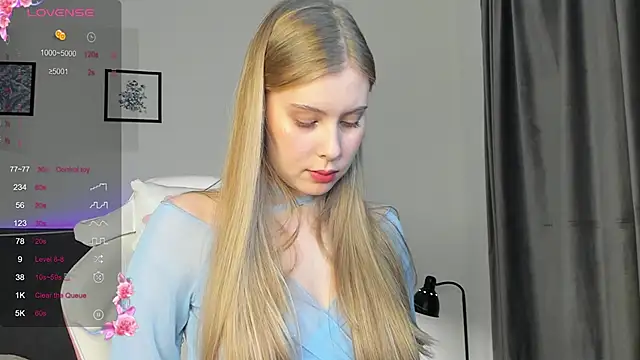 elliediaz online show from October 2025 07:23:01 PM