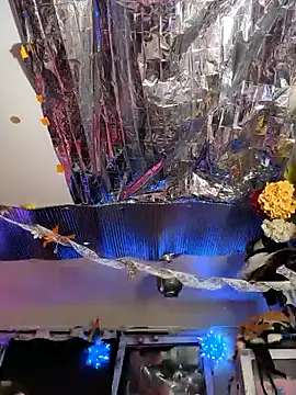 gurlnips online show from February 2025 07:40:02 AM