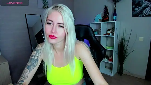 Mermaid N online show from October 2025 02:00:01 AM