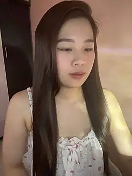Snapshot of Bae1103 chatting on April 2026 09:15:01 AM Bae1103 online show from April 2026 09:15:01 AM