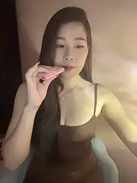 Snapshot of Bae1103 chatting on June 2026 03:28:01 AM Bae1103 online show from June 2026 03:28:01 AM