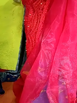 Cute Suhani online show from December 2024 05:01:01 PM