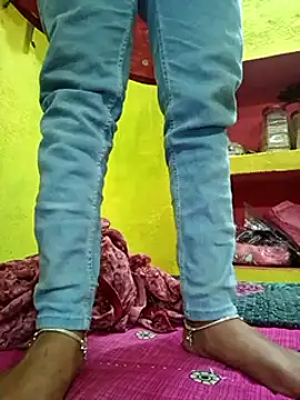 Cute Suhani online show from March 2025 08:00:01 PM