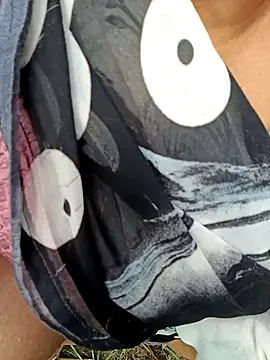 Cute Suhani online show from September 2025 01:31:02 AM