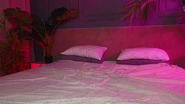 Liv Fay online show from December 2025 02:04:02 PM