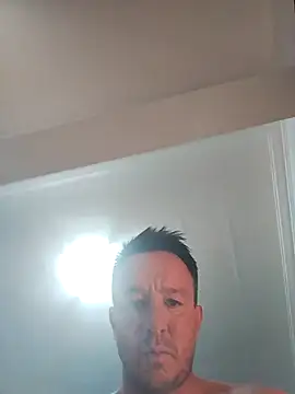 Snapshot of diveryplacer chatting on December 2025 08:27:01 PM diveryplacer online show from December 2025 08:27:01 PM