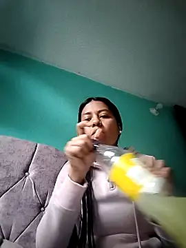 Tiphanydirty3 online show from February 2025 08:58:01 PM