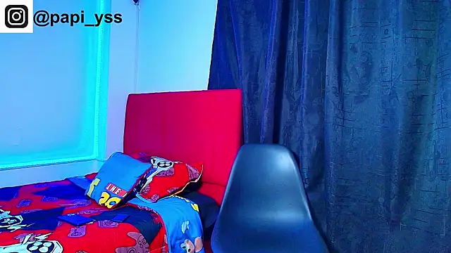 dominic smith  online show from October 2025 11:48:02 PM