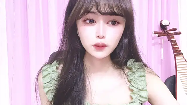 ---MIA--- online show from October 2025 02:05:01 PM