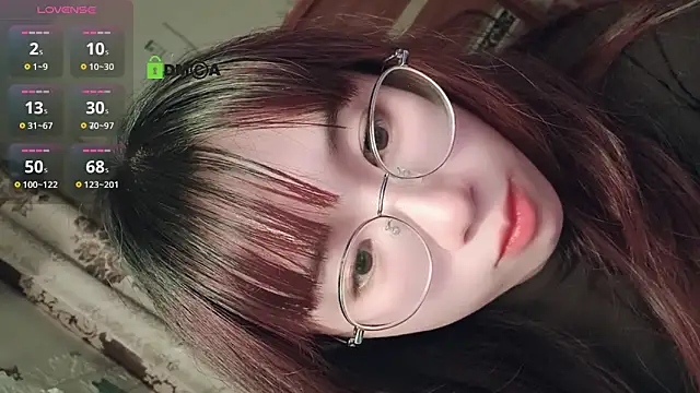 Snapshot of Lili_666 chatting on December 2024 03:35:01 PM Lili 666 online show from December 2024 03:35:01 PM
