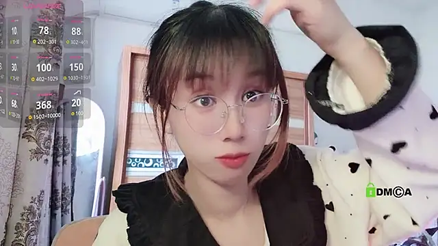 Snapshot of Lili_666 chatting on January 2025 02:29:01 AM Lili 666 online show from January 2025 02:29:01 AM
