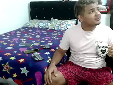 Boycuriousxxx online show from September 2025 11:04:02 AM