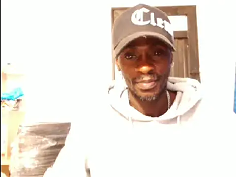 Snapshot of phillip-hot chatting on March 2025 04:19:01 AM phillip-hot online show from March 2025 04:19:01 AM