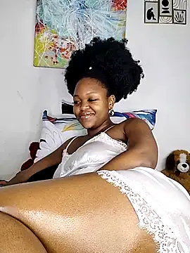 Snapshot of Sexymamibo chatting on April 2026 03:14:01 PM Sexymamibo online show from April 2026 03:14:01 PM