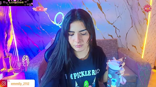  Emily1 online show from September 2025 01:22:01 PM
