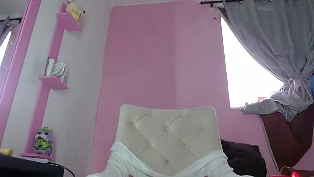 KeillyDiaz online show from September 2025 03:01:02 PM