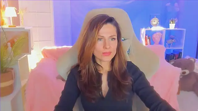 Snapshot of April_o_Nill chatting on February 2025 01:53:02 PM April o Nill online show from February 2025 01:53:02 PM