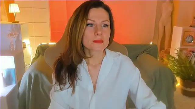 Snapshot of April_o_Nill chatting on March 2025 01:06:02 PM April o Nill online show from March 2025 01:06:02 PM