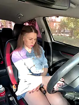 Marii Ann online show from October 2025 11:21:02 AM