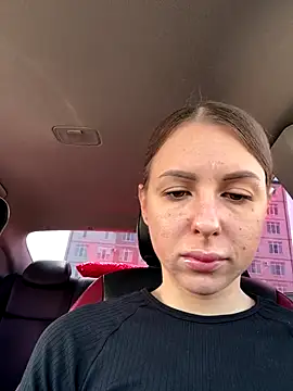 Marii Ann online show from November 2025 10:39:02 AM