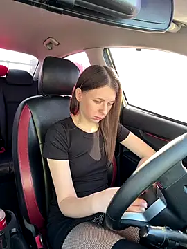 Marii Ann online show from November 2025 10:26:01 AM