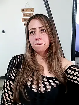 miss hanna07 online show from January 2025 04:28:01 PM