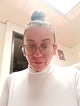 miss hanna07 online show from February 2026 05:11:01 PM