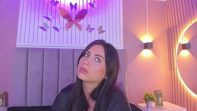 diosa cristal online show from December 2024 06:45:02 AM