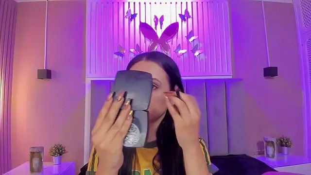 diosa cristal online show from December 2025 03:16:02 AM