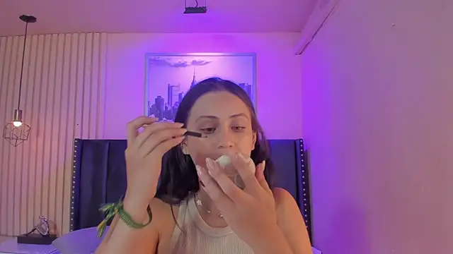 Snapshot of diosa_cristal chatting on June 2026 03:29:01 AM diosa cristal online show from June 2026 03:29:01 AM
