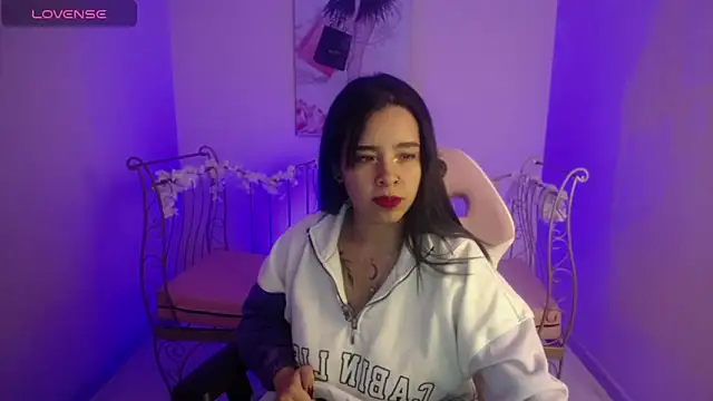 Mia Lopez  online show from January 2025 10:56:01 AM