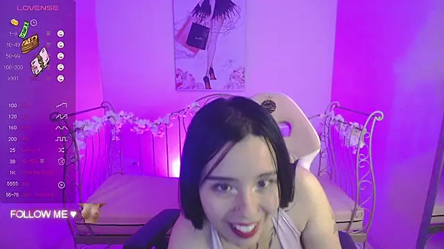 Mia Lopez  online show from January 2025 02:04:01 PM