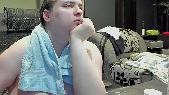 Snapshot of 1lindsey1 chatting on February 2025 05:54:02 PM 1lindsey1 online show from February 2025 05:54:02 PM