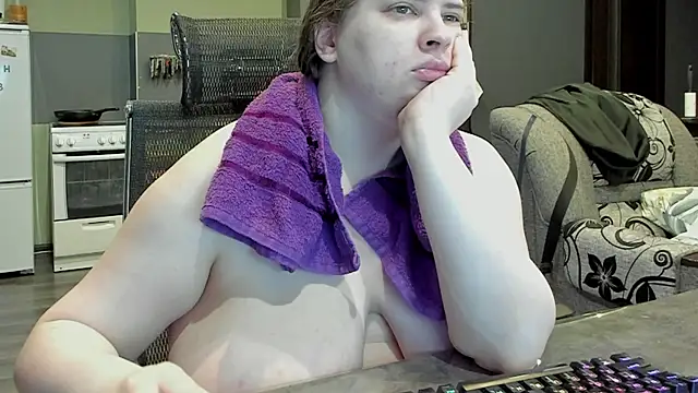 Snapshot of 1lindsey1 chatting on February 2025 12:31:01 PM 1lindsey1 online show from February 2025 12:31:01 PM