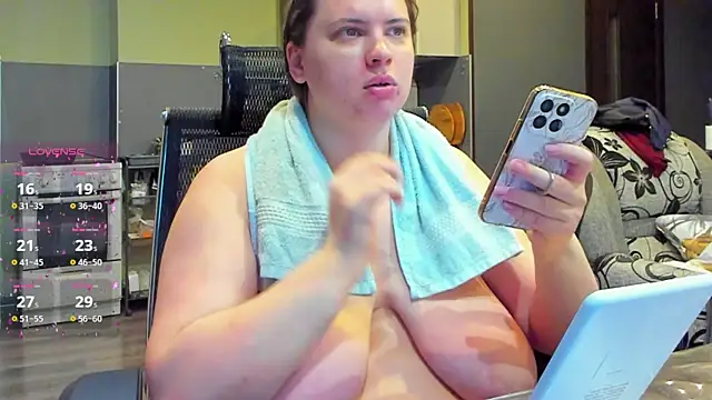 1lindsey1 online show from October 2025 02:00:02 AM