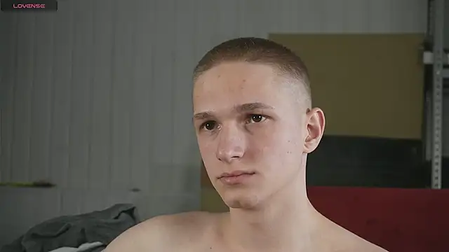 dustyn fox online show from February 2025 05:25:02 PM