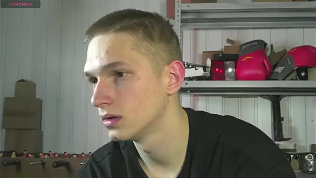 dustyn fox online show from March 2025 04:35:02 PM