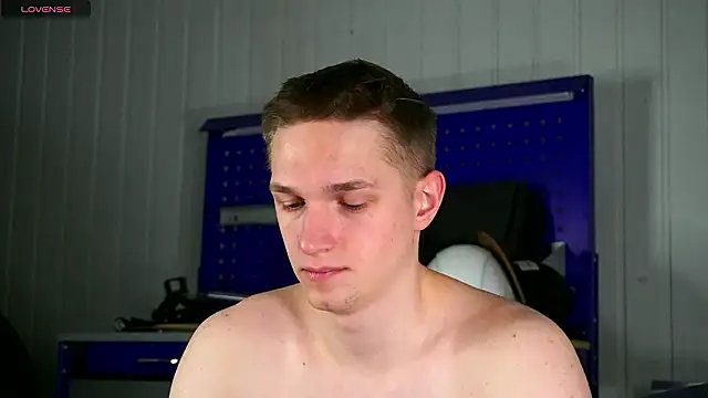 dustyn fox online show from February 2026 09:52:02 AM