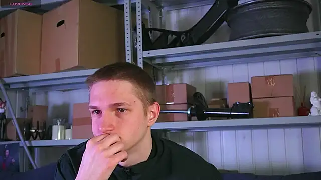 dustyn fox online show from April 2026 07:02:01 AM