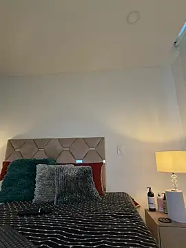 Iam Annii online show from February 2026 07:21:02 PM