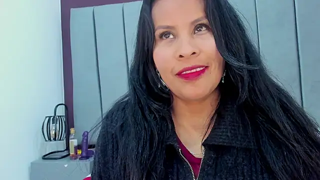 Anthonelaa   online show from March 2025 05:50:02 PM