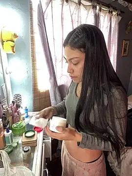 Effy Bonny online show from February 2025 05:53:01 PM