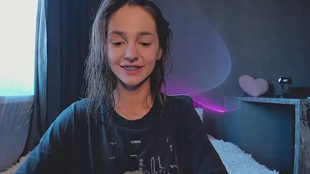 JudyAngil online show from September 2025 04:47:02 AM