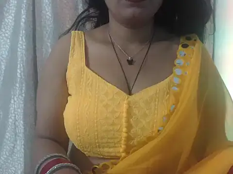 Snapshot of cute-priy chatting on December 2024 05:36:01 AM cute-priy online show from December 2024 05:36:01 AM