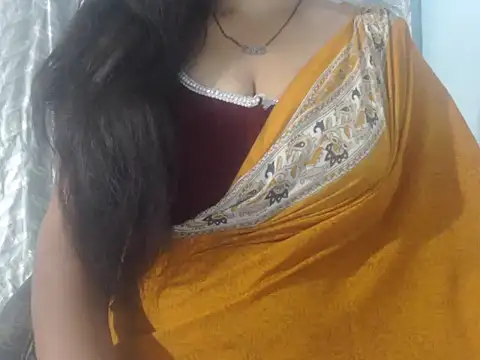 cute-priy online show from April 2026 06:11:02 AM