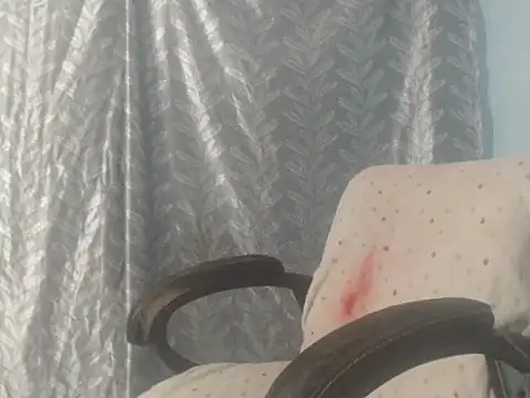 cute-priy online show from April 2026 05:52:01 AM